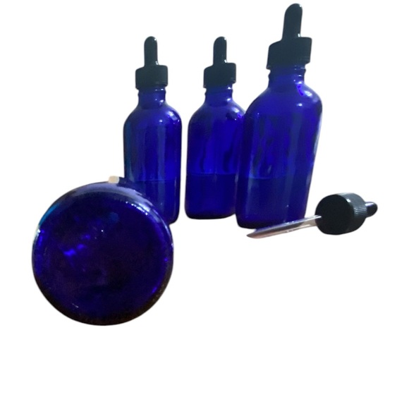 NWOT Set of Four Glass Cobalt Blue Bottle Droppers - Picture 2 of 5